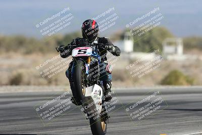 media/Dec-07-2025-CVMA (Sun) [[3e7d2de5dc]]/Race 5-Formula UL-CVMA Hooligans-American Thunder/